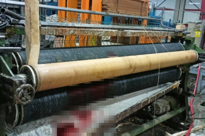 Bursa'da silindir makinasına elini kaptıran işçi ağır yaralandı!