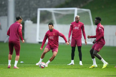 Okan Buruk'tan Trabzonspor derbisine saatler kala radikal karar: İlk 11 tercihini yaptı
