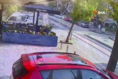 Bursa'da 15 milyon liralık cipe çarpmamak için tatlıcıya daldı!