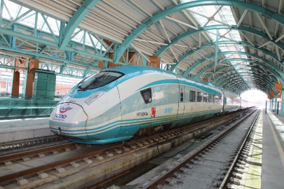 Yolcu Taşıma Platformu ile kesilen tren biletleriyle 3 bin ağaç kurtuldu