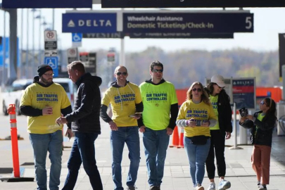 ABD'de hükümetin kapalı kalması hava trafiğini vurdu