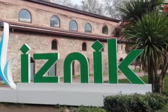 Bursa'da 2 bin yıllık beddua görenleri hayrete düşürdü!