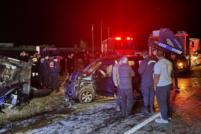 Edirne'de zincirleme kaza: Ölü ve yaralılar var
