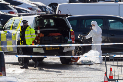 İngiltere polisi: Tren saldırısı terör eylemi değil, gözaltına alınanlar İngiliz