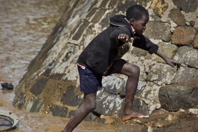 Kenya’da toprak kayması: En az 21 kişi hayatını kaybetti!