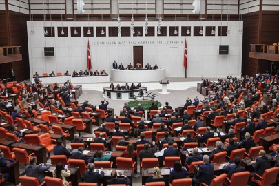 Kulislerine bomba gibi düşen transfer iddiası! 'CHP'ye geçsem tepki çeker miyim?'