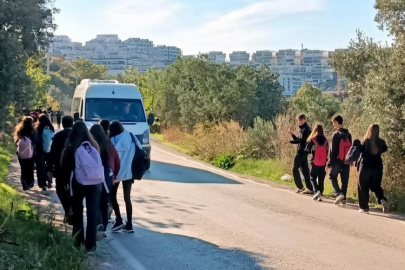 Bursa Mudanya'da öğrencilerin ulaşım çilesi! Veliler çözüm bulunmasını istiyor...