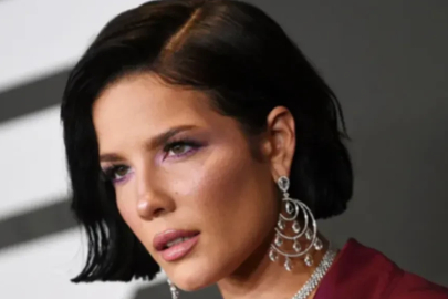 Halsey, konser sonrası hastaneye kaldırıldı