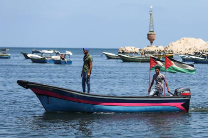 İsrail, Gazze Limanı’nın batısında 5 Filistinli balıkçıyı alıkoydu