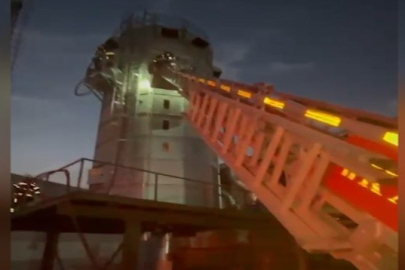 Mersin'de talaş silosu yangını büyümeden söndürüldü