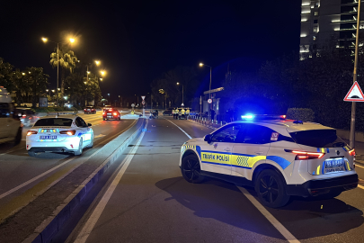 Samsun'da motosikletin yayaya çarpması sonucu 3 kişi yaralandı