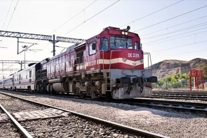 Bursa'nın iki ilçesi trenle birbirine bağlanıyor! Bakanlık yeni aşamayı duyurdu