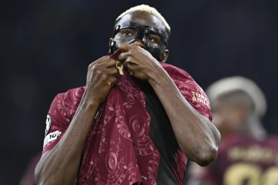 Ajax maçı sonrası Osimhen'in koridorda yaşadıklarını dünya konuşuyor