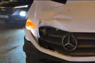 Bursa'da servis aracı yayaya çarptı: Ağır yaralandı