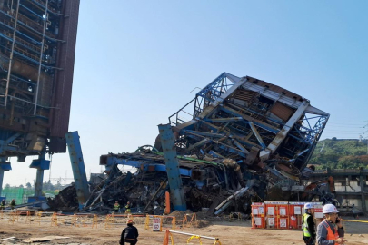 Güney Kore'de bir elektrik santralinde bina çöktü