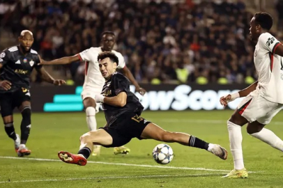 Karabağ, Chelsea'yi elinden kaçırdı