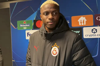 Osimhen'den "hat-trick" ve Burak Yılmaz yanıtı