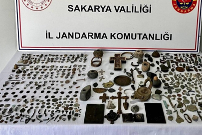 Sakarya'da jandarmadan ‘Anadolu Mirası’ operasyonu: 589 tarihi eser ele geçirildi