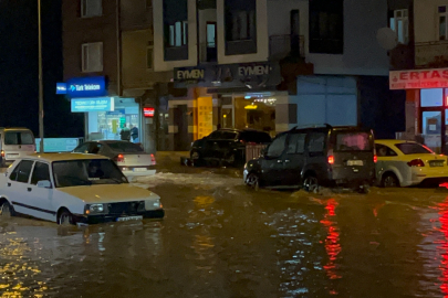 Eskişehir'de aniden bastıran yağmur ‘Avrupa kentini’ felç etti