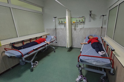 Karabük'te yardım etkinliğinde satılan dönerden 28 öğrenci zehirlendi