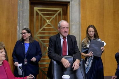 Trump'ın Venezüella'ya 'saldırma ehliyeti', senatoda oylandı!