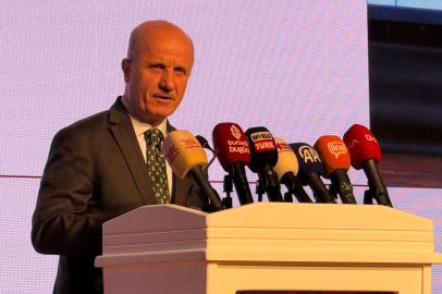 YÖK Başkanı Prof. Dr. Özvar Bursa’da: Yapay zekanın akademik kullanımı için yeni mevzuat hazırlanıyor