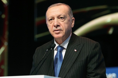 Cumhurbaşkanı Erdoğan: Karabağ zaferi tarihe şeref nişanesi olarak altın harflerle yazıldı