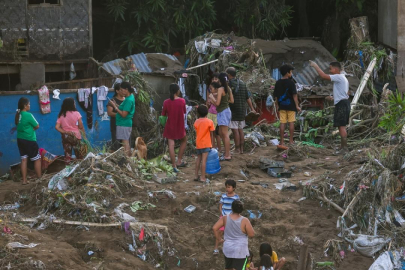 Filipinler'de Kalmaegi Tayfunu'nda ölenlerin sayısı 204'e yükseldi