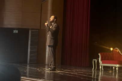 "Katarsis-Gel Yeniden Başlayalım" Bursa'da izleyiciyle buluştu