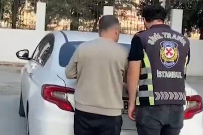 Bakan Yerlikaya videoyu paylaşarak sordu: 'Bilse trafikte bu hareketi yapar mı?'