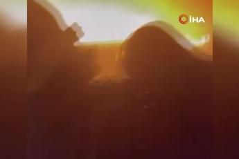 Bursa'da fabrika yangını! Alevler geceyi aydınlattı...