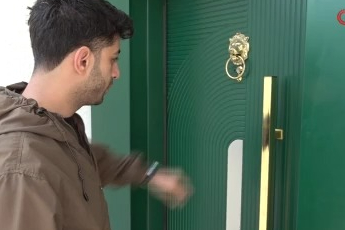 Bursa’da güzellik merkezine robot işçi mesaiye başladı