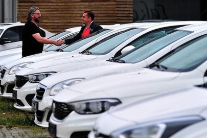 İkinci el arabada bir dönem bitti! 'Fiyatı çok uygun olmasına rağmen elde kalıyor'