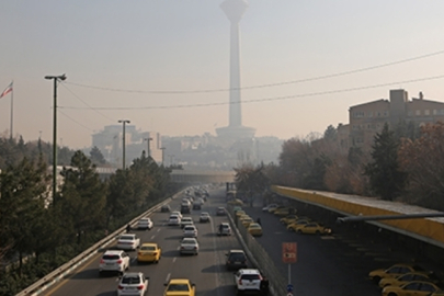 İran’da hava kirliliği alarmı: Okullarda yüz yüze eğitime ara verildi