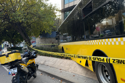 İstanbul Beşiktaş'ta İETT şoförü seyir halindeyken kalp krizi geçirdi