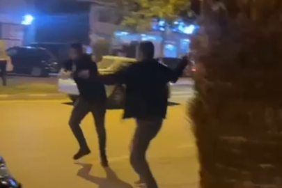 Şanlıurfa'da 4 kişinin yaralandığı kavga kamerada