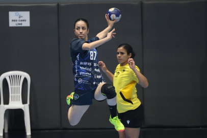 Bursa Büyükşehir Belediyespor tur kapısını araladı