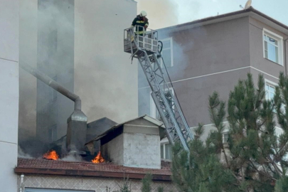 Ereğli’de iş hanının çatısında yangın paniği