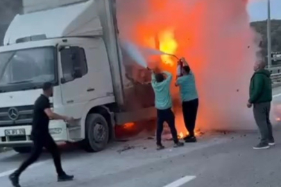 İstanbul Kuzey Marmara Otoyolu’nda kamyon alev alev yandı