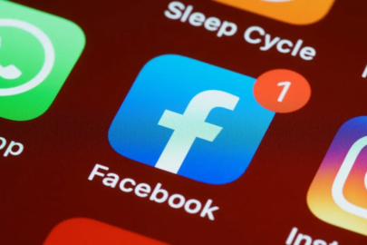 Facebook'un ikonik "Beğen" ve "Paylaş" butonları tarihe karışıyor