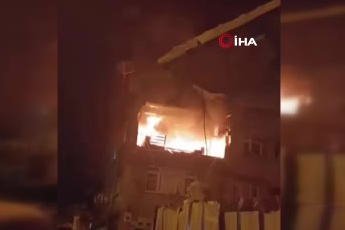 İstanbul Kağıthane’de bir binada yangın sonrası patlama meydana geldi