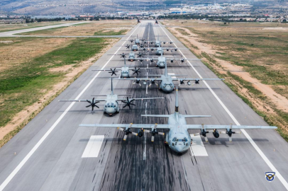 Şehitlerimizin yasını tutarken Yunanistan Hava Kuvvetleri'nden skandal hareket
