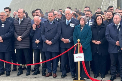 Bursa şehitlerine sis engeli! Pas geçti...