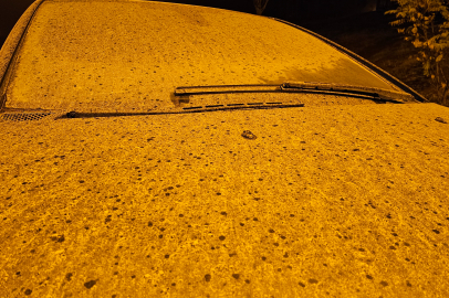 Elazığ'da toz taşınımı yağışla birleşti, adeta çamur yağdı