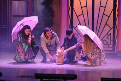 Bursa'da Karagöz Kukla Ve Gölge Oyunları'na renkli açılış