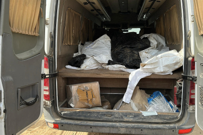 Gazze'de kimliği tespit edilemeyen 30 Filistinli daha toplu şekilde defnedildi