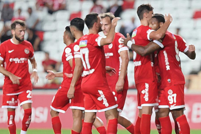 Bahis skandalı soruşturması kulüp yöneticilerine uzandı! Antalyasporlu yönetici kendi takımının maçlarına bahis oynamış