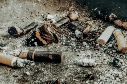 Berlin’de yere sigara izmariti atanlara 3 bin euro ceza verilecek