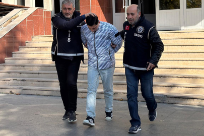 Çanakkale'de "çakmak" bahanesiyle yaklaşıp bıçakladı: O anlar kamerada