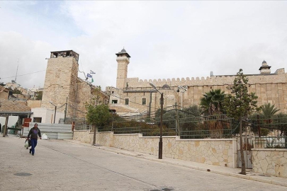 İsrail, El Halil'deki İbrahim Camisi'ni Müslümanlara kapattı